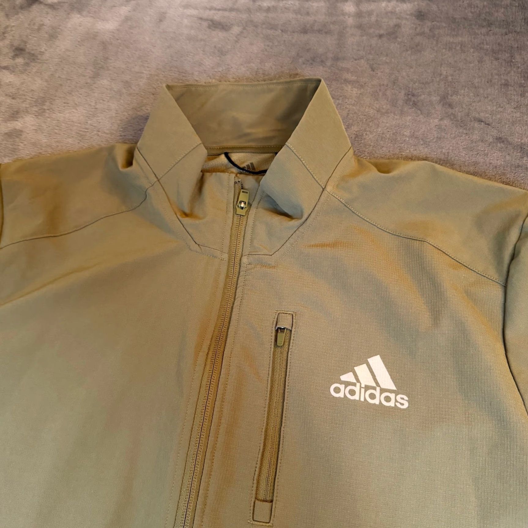 Adidas Adidas Jacket Windbreaker Lightweight Olive Green Primegreen Mens Large Size US L / EU 52-54 / 3 - 2 Thumbnail