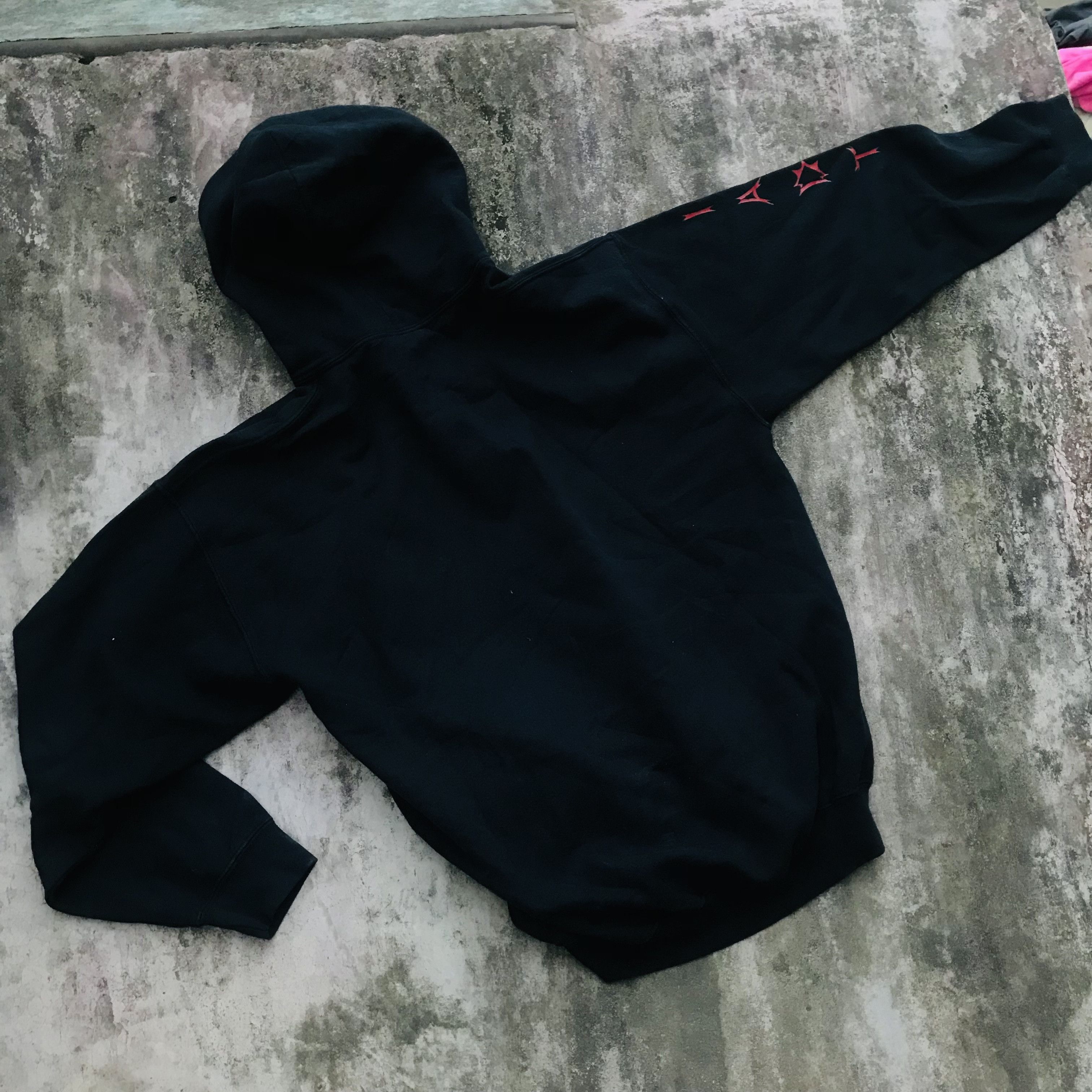 Vintage Y2K Graphic Hoodie Size US L / EU 52-54 / 3 - 7 Thumbnail