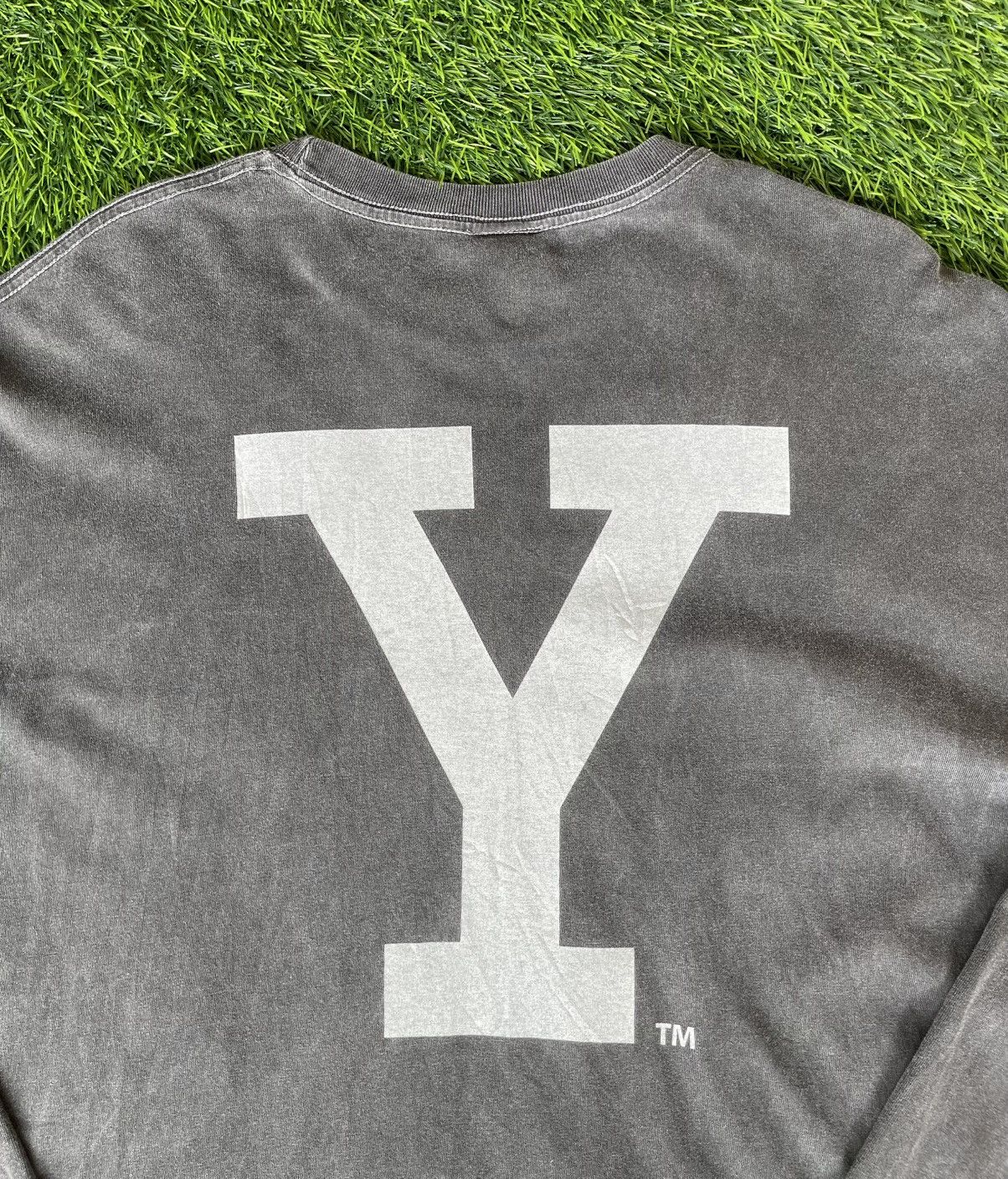 Champion Vintage’90s🔥YALE UNIVERSITY🔥Big Logo Sun Faded L/S Tshirt Size US XXL / EU 58 / 5 - 18 Thumbnail