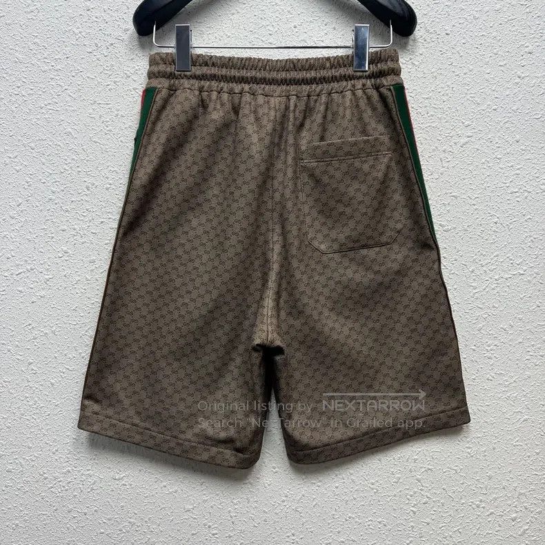 Gucci Gucci SizeXS Full logo red and green striped casual shorts Size US 27 - 2 Thumbnail