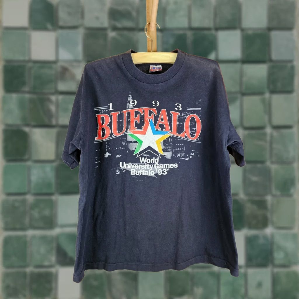 Vintage VINTAGE BUFFALO WORLD UNIVERSITY GAMES 93' BLACK T-SHIRT SZ XXL SINGLE STITCH MEN Size US XXL / EU 58 / 5 - 1 Thumbnail