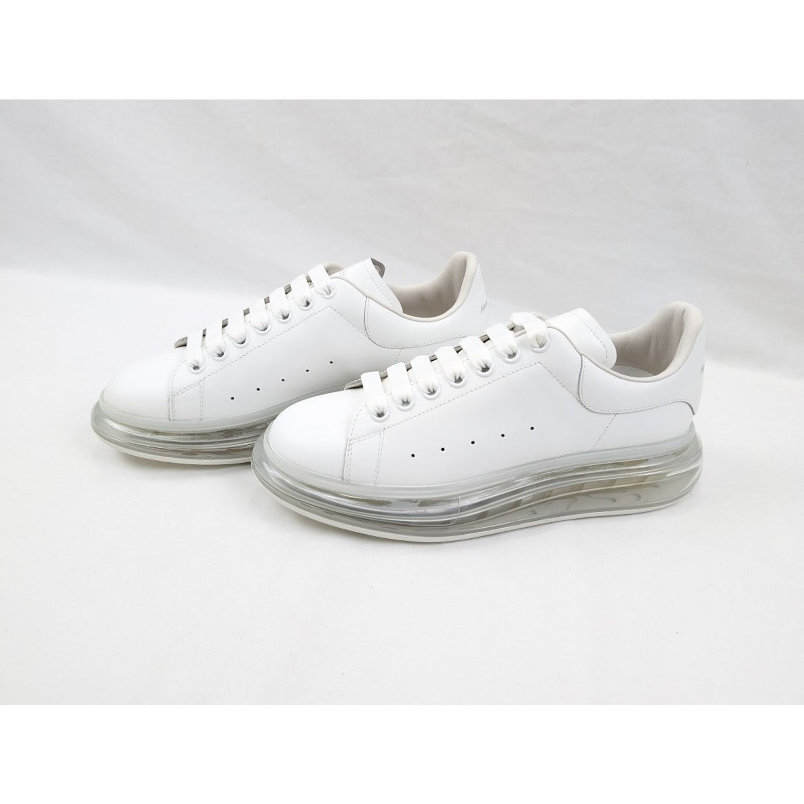 Alexander McQueen o1rshd1 Larry Transparent Sole Rubber Sneaker in White Size US 11 / EU 44 - 12 Thumbnail