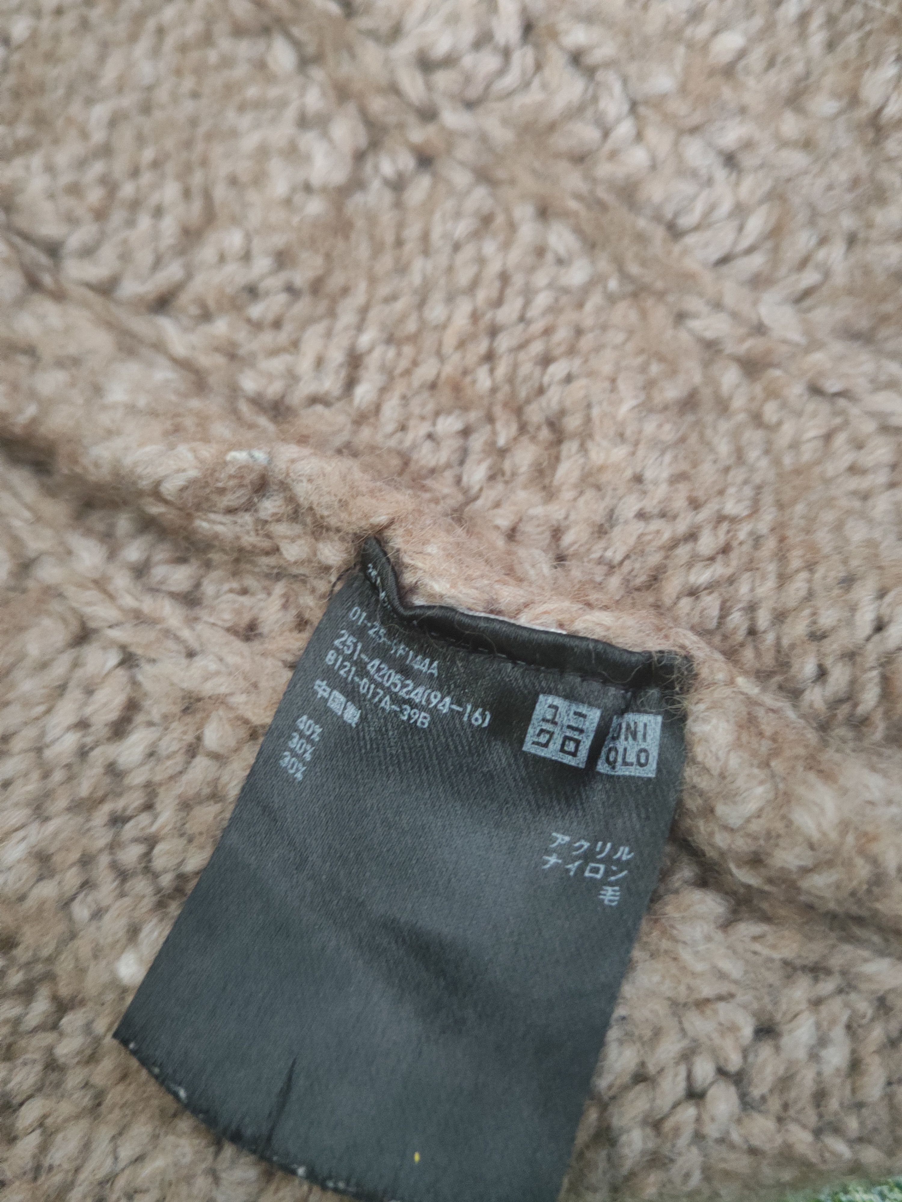 Aran Isles Knitwear × Japanese Brand Uniqlo Brown cable Knitwear Cardigan #W1214 Size M / US 6-8 / IT 42-44 - 11 Thumbnail
