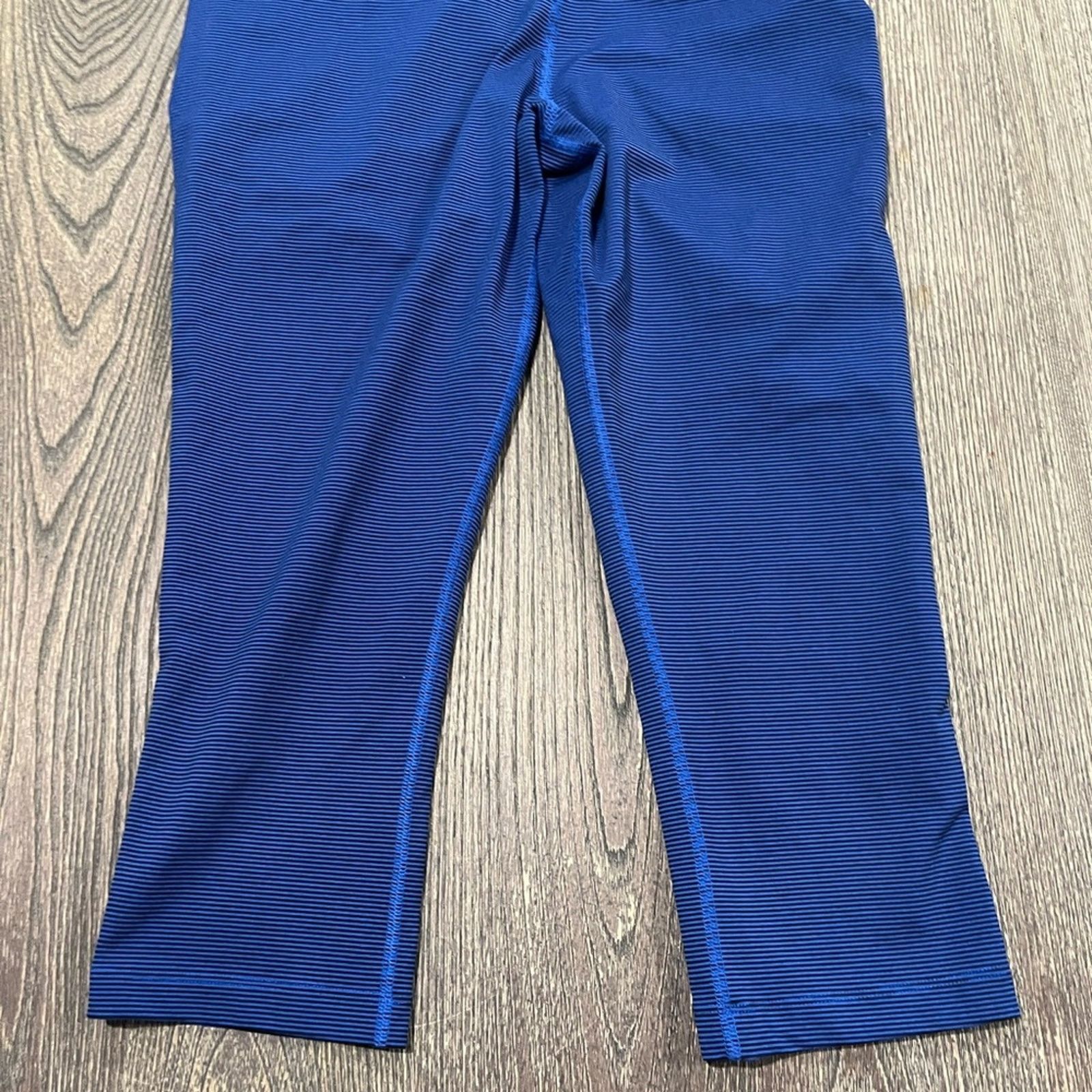Nike Nike Pants Dri Fit capris Leggings Swoosh Stretch Striped M Size 27" / US 4 / IT 40 - 2 Thumbnail