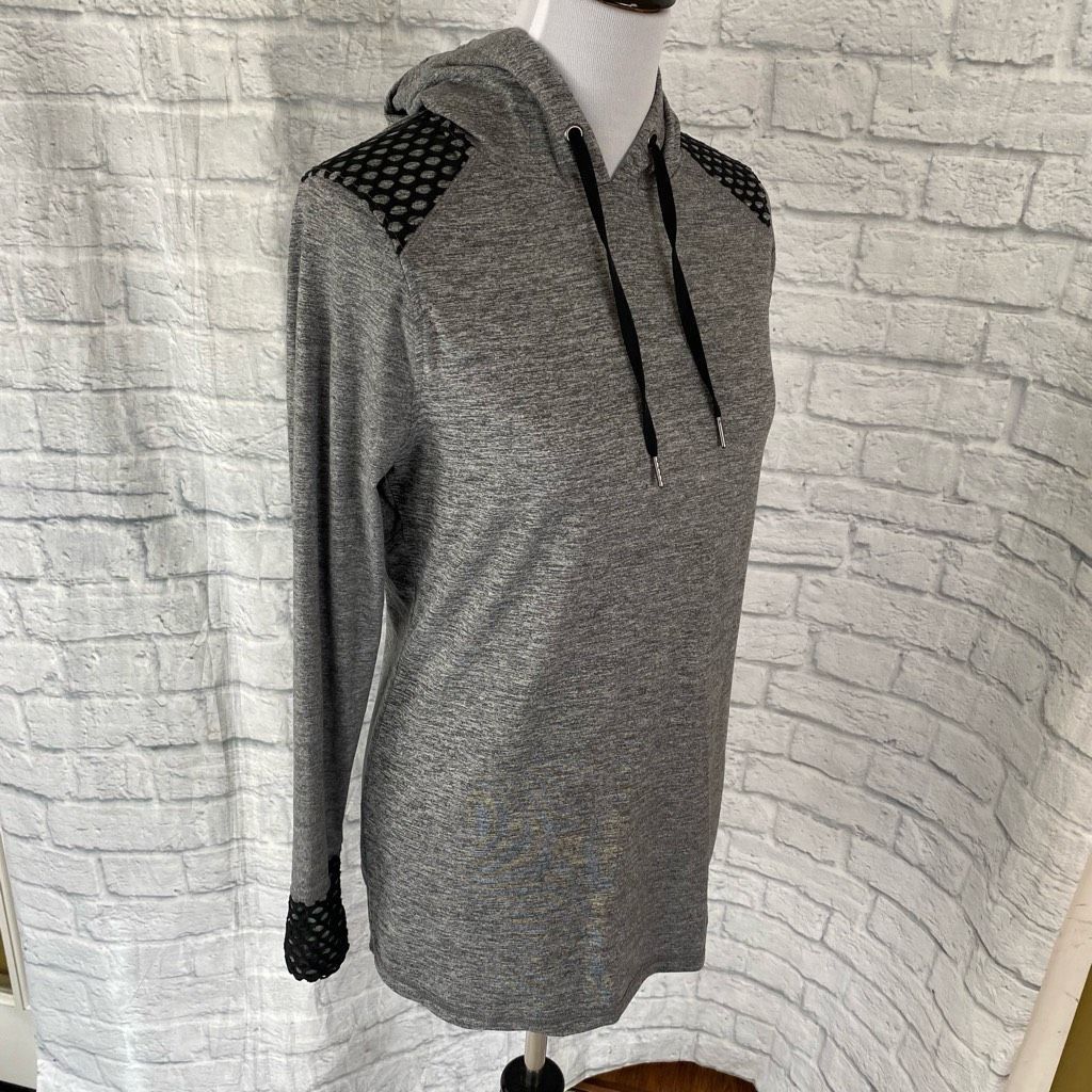 Layer 8 Layer 8 women M pullover Longsleeve hoodie w/mesh accent cuf Size M / US 6-8 / IT 42-44 - 4 Thumbnail