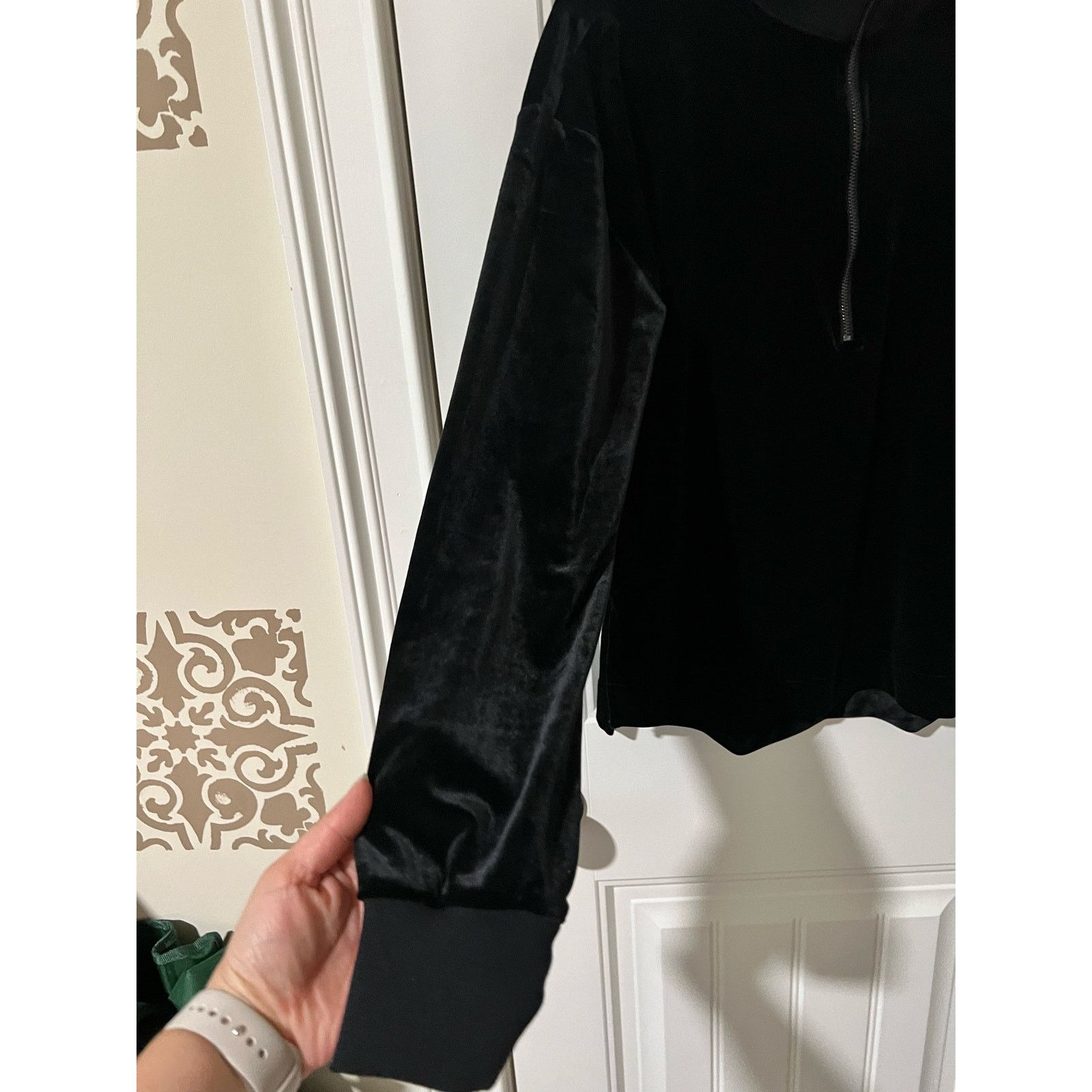 Spanx Plush Velvet Half Zip Top Relaxed Fit Ribbed collar & Cuff Size S / US 4 / IT 40 - 3 Thumbnail