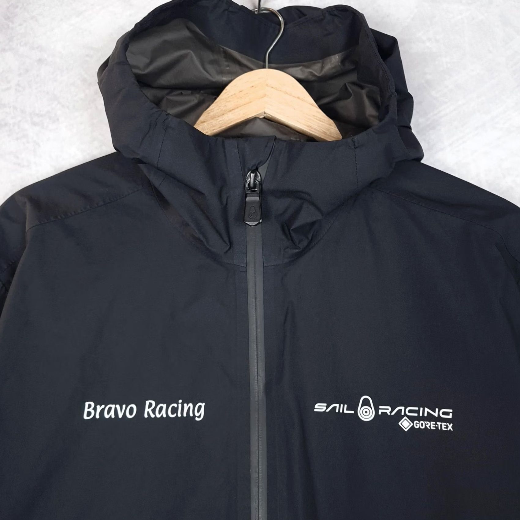 Vintage Sail Racing Jacket Mens L Black Breathable Hooded Waterproof Sailing Spray Windbreaker Size US L / EU 52-54 / 3 - 2 Thumbnail