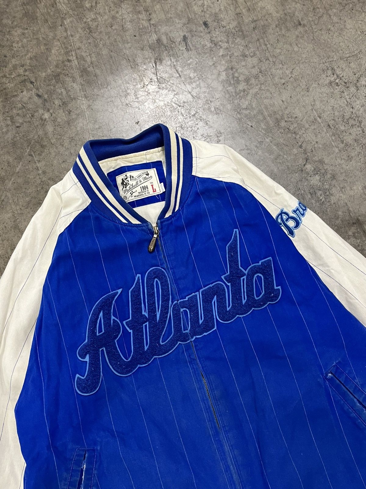 Vintage Atlanta braves vintage pin stripe Mitchell and ness jacket Size US L / EU 52-54 / 3 - 4 Thumbnail