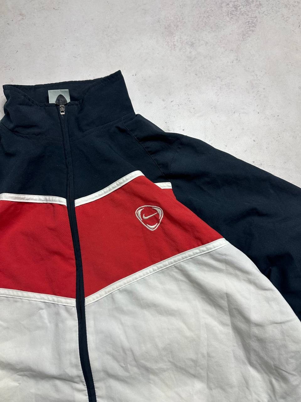 Nike × Vintage Vintage Nike Swoosh Olympic Boxy Jacket Y2K L Size US L / EU 52-54 / 3 - 3 Thumbnail