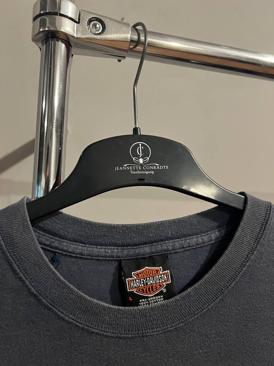 Harley Davidson 2001 HARLEY-DAVIDSON VINTAGE HANES AMERICAN EAGLE T SHIRT L Size US L / EU 52-54 / 3 - 10 Thumbnail