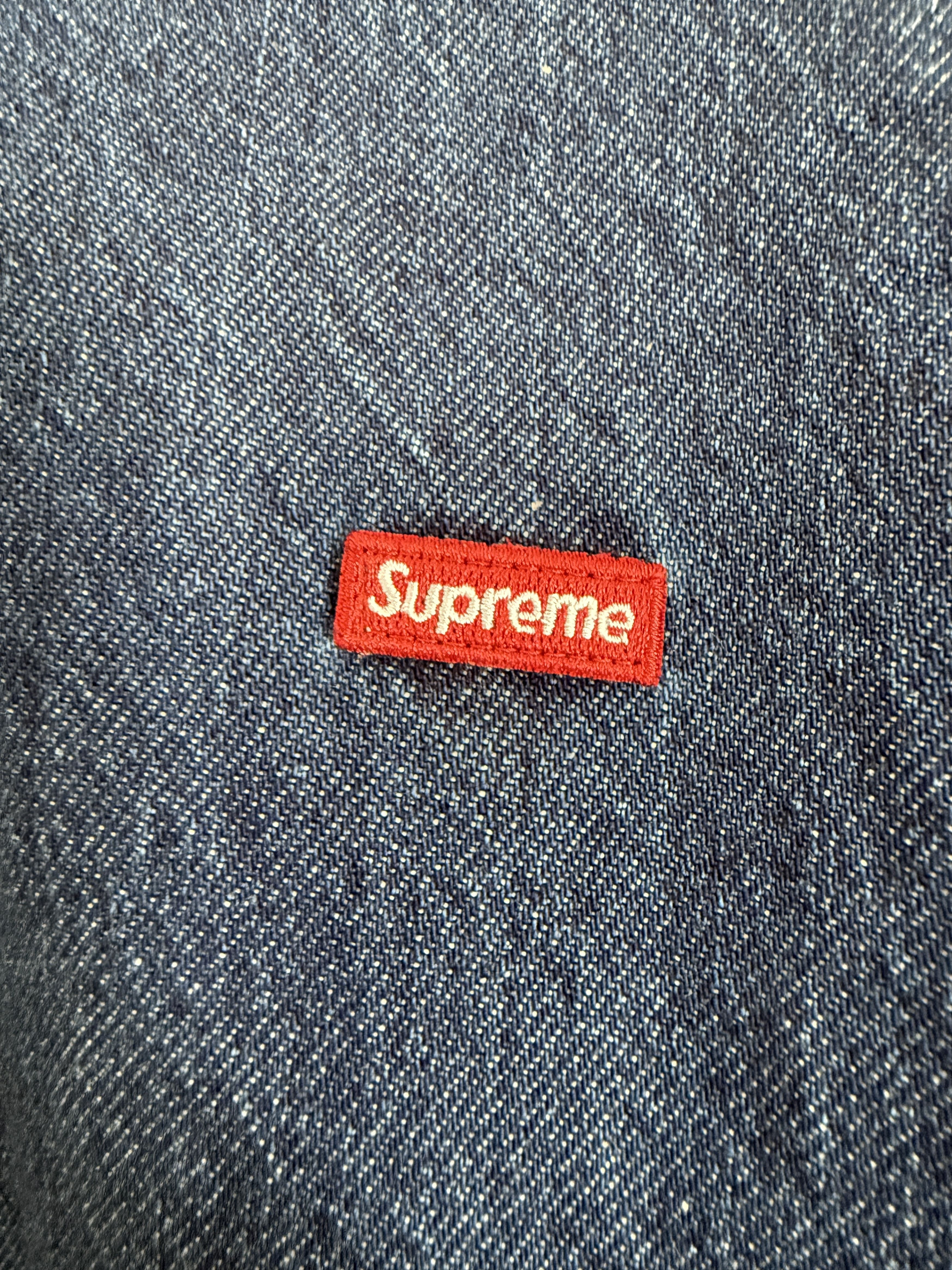 Supreme Small Box Denim Shirt FW 25 Size US L / EU 52-54 / 3 - 7 Thumbnail