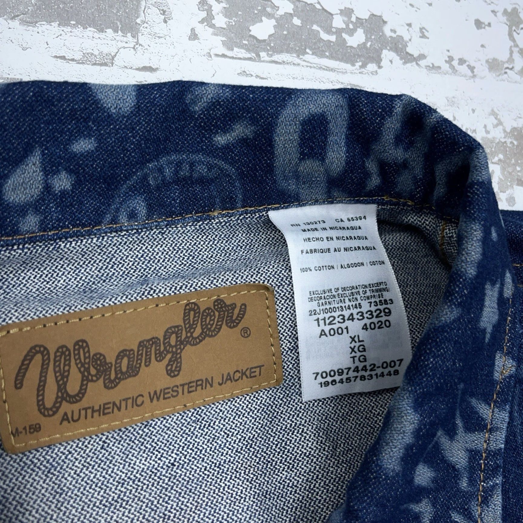 Wrangler Wrangler Jacket Men XL Blue Denim Trucker Western 90s USA American Cowboy Button Pockets Solid Denim Short Jacket Style: Trucker Size US 36 / EU 52 - 5 Thumbnail