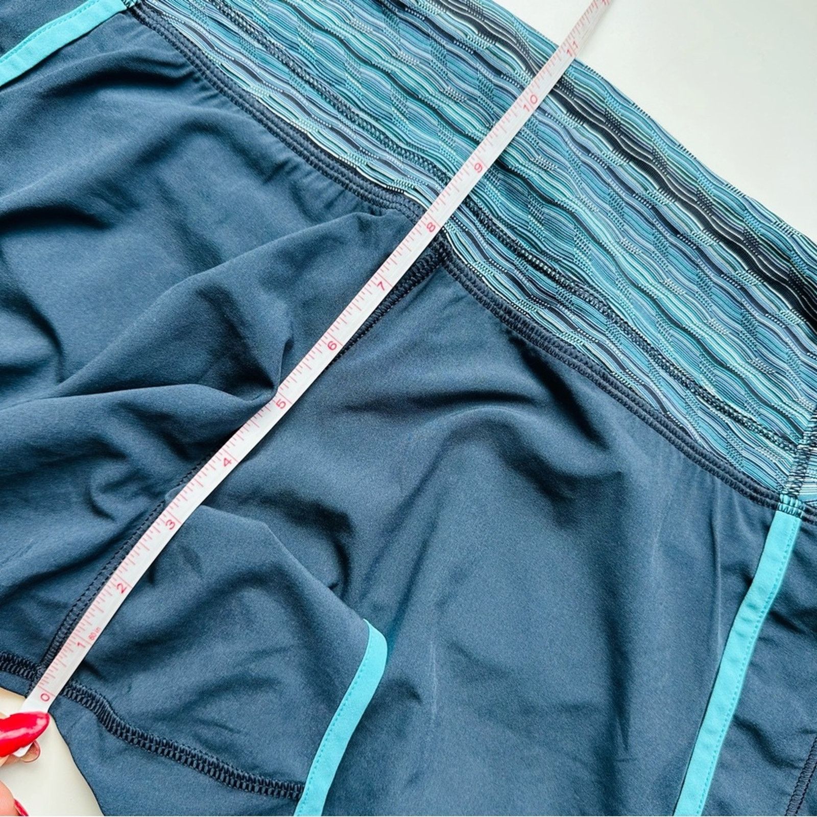 Lululemon LULULEMON Navy Blue Aqua Mini Shorts Zip Workout Active Gym Size 28" / US 6 / IT 42 - 9 Thumbnail