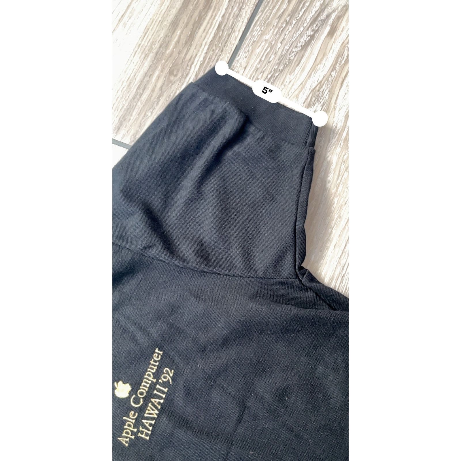 Apple Apple Computer HAWAII 1992 Mens Black Shirt! Size US L / EU 52-54 / 3 - 8 Thumbnail
