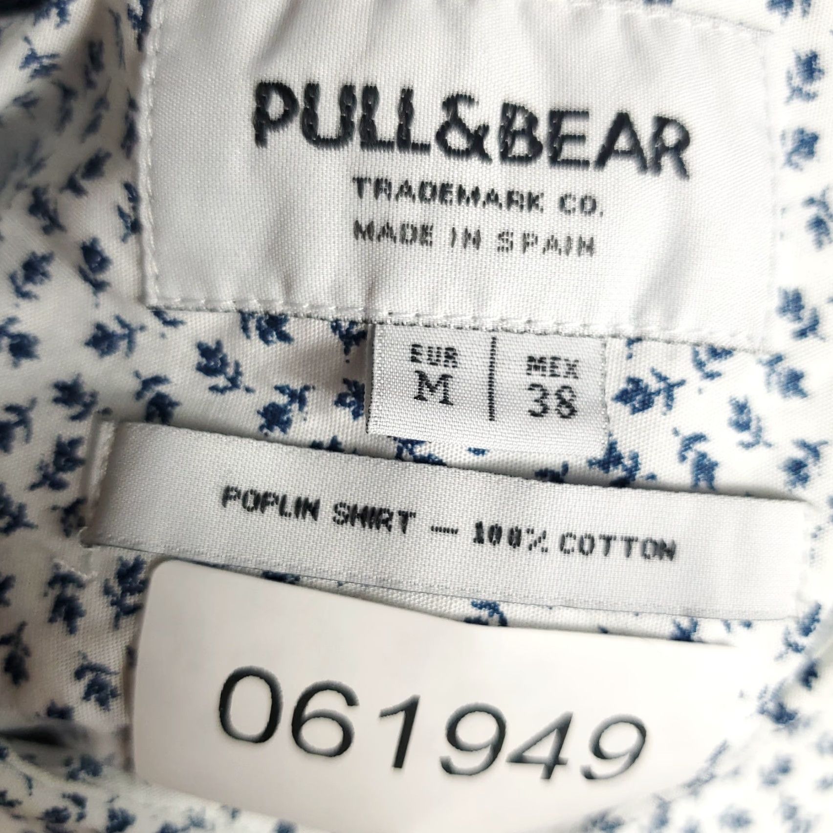 Vintage VINTAGE? No. Pull&Bear Shirt Mens Medium Blue White Floral Button Up Long Sleeve Size US M / EU 48-50 / 2 - 7 Thumbnail