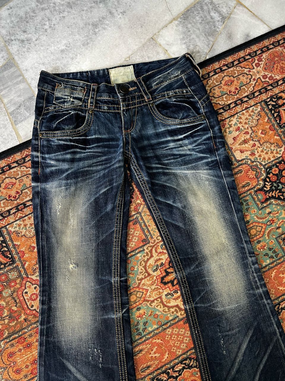 Japanese Brand Yoshitomo Nara Lolita Distressed Jeans Size US 31 - 2 Thumbnail