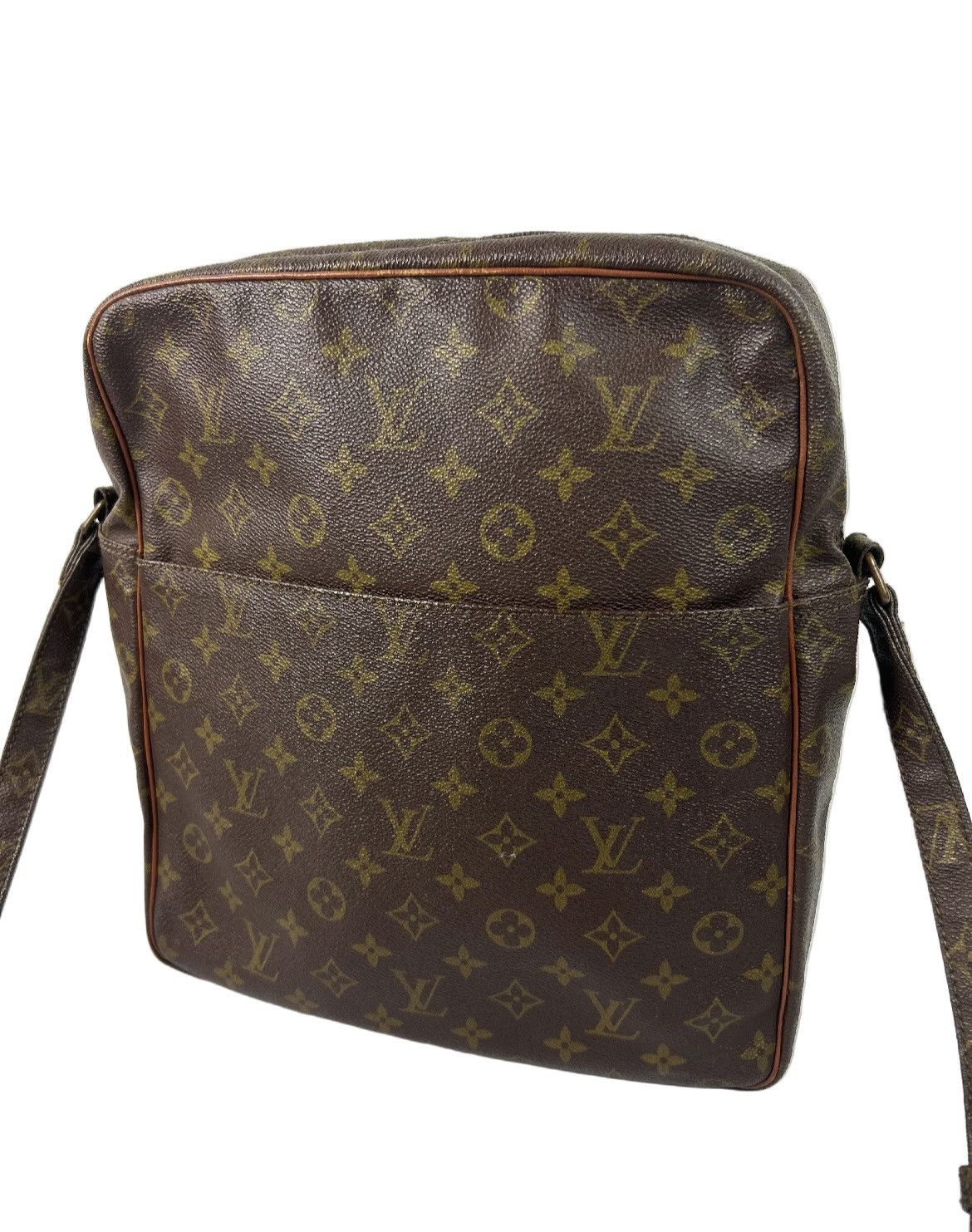 Louis Vuitton Louis Vuitton Monogram Crossbody Bag Size ONE SIZE - 2 Thumbnail