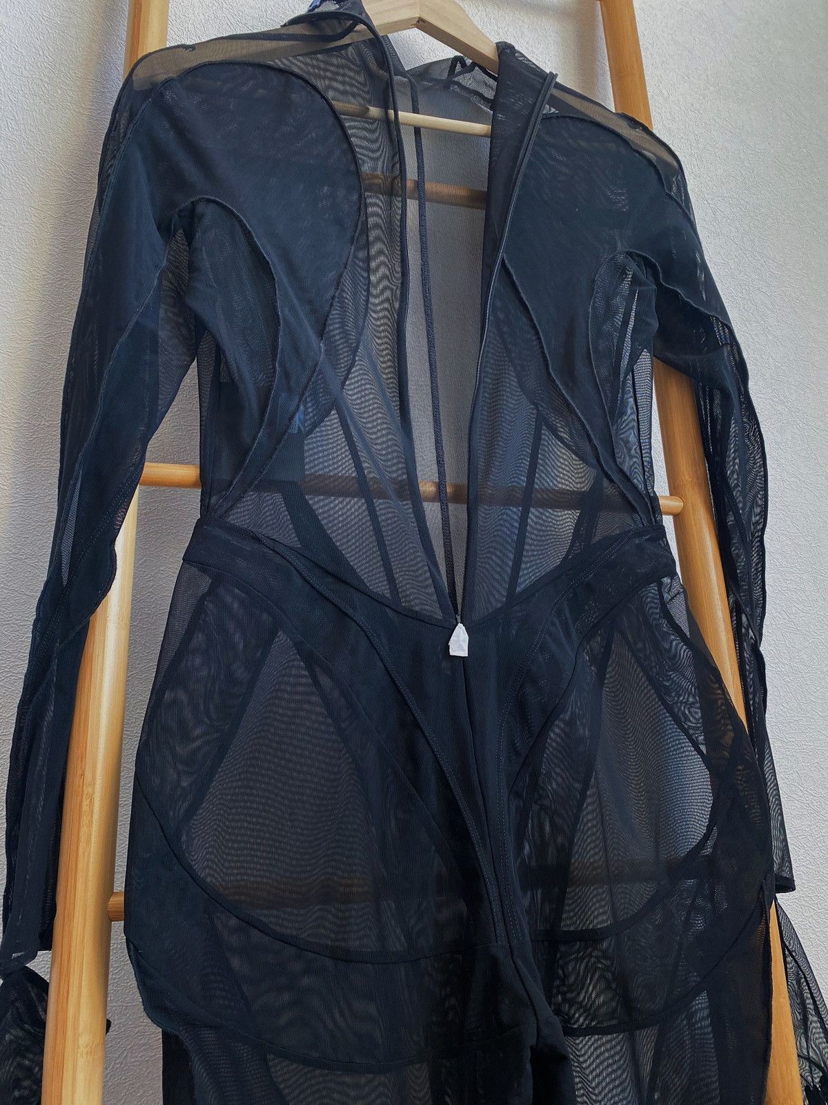 Mugler Mugler x H&M Spiral Panel Catsuit Size M Size M / US 6-8 / IT 42-44 - 17 Thumbnail