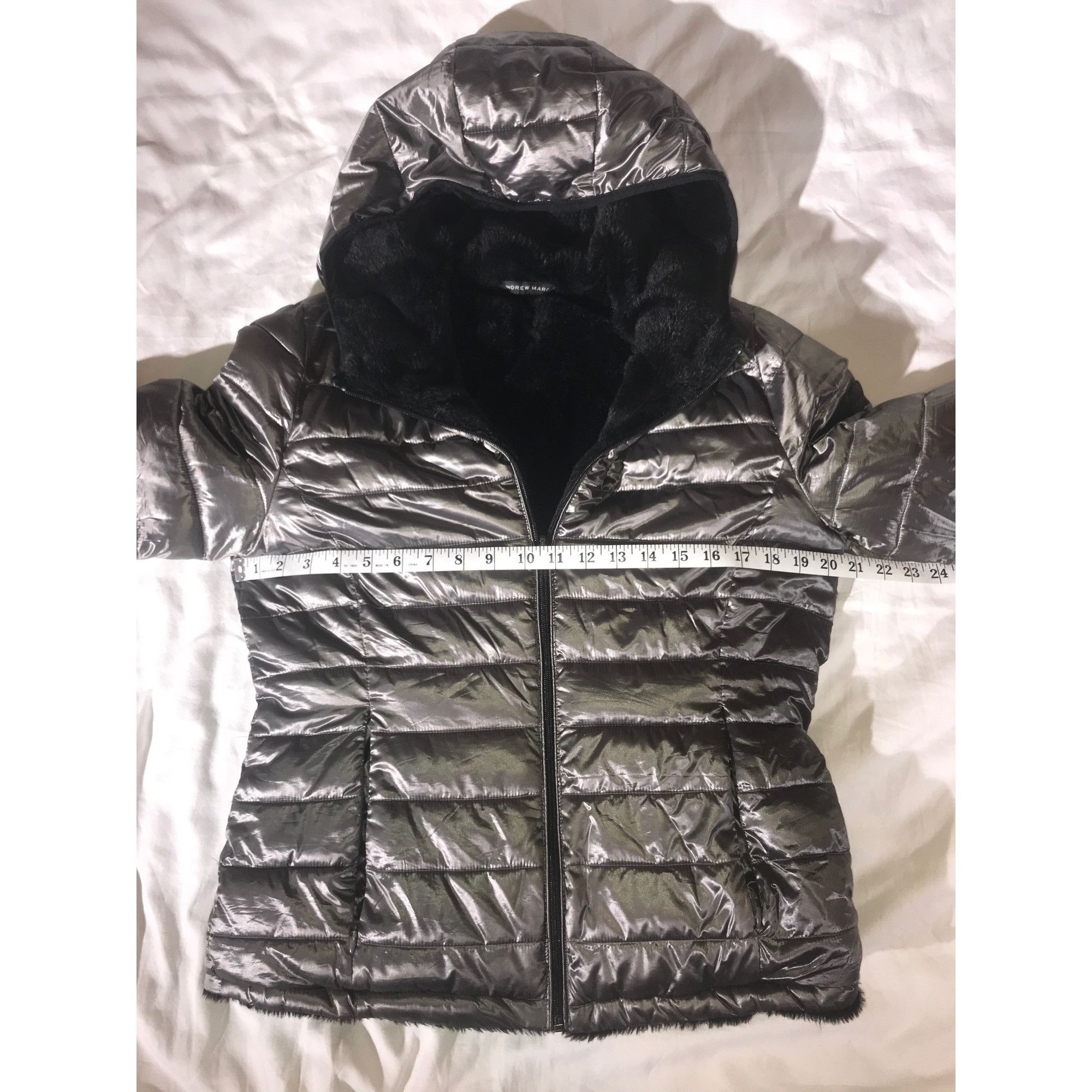 Andrew Marc Andrew Marc Womens Reversible Gray Quilt/Black Faux Fur Coat Size S / US 4 / IT 40 - 10 Thumbnail