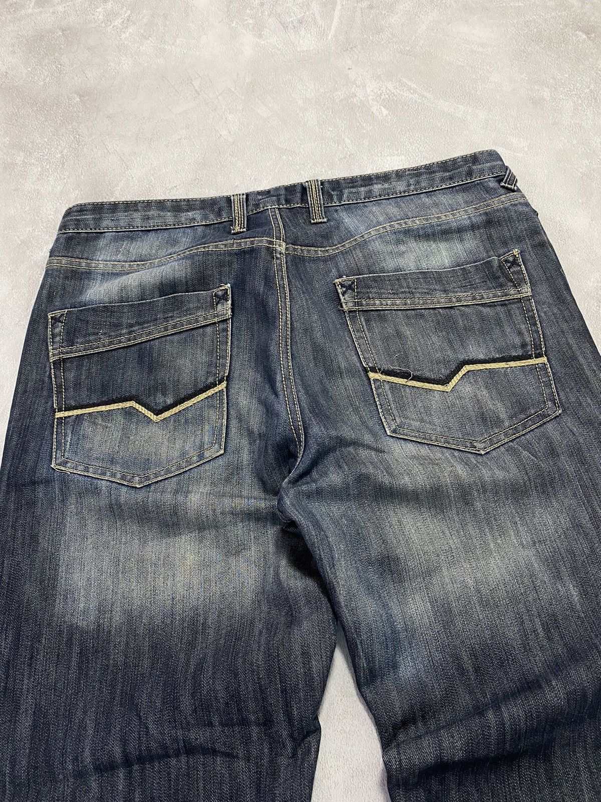 Japanese Brand × Vintage 🩻 Vintage Straight Leg Jeans Pants Distressed Style Size US 36 / EU 52 - 7 Thumbnail