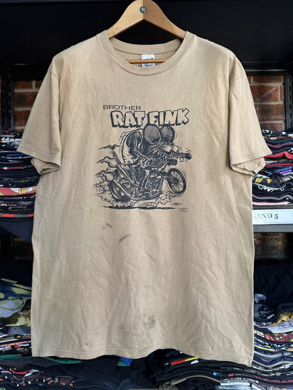 Vintage Thrashed Vintage 90s Brother Rap Fink Sun Faded Tee Size US L / EU 52-54 / 3 - 1 Thumbnail