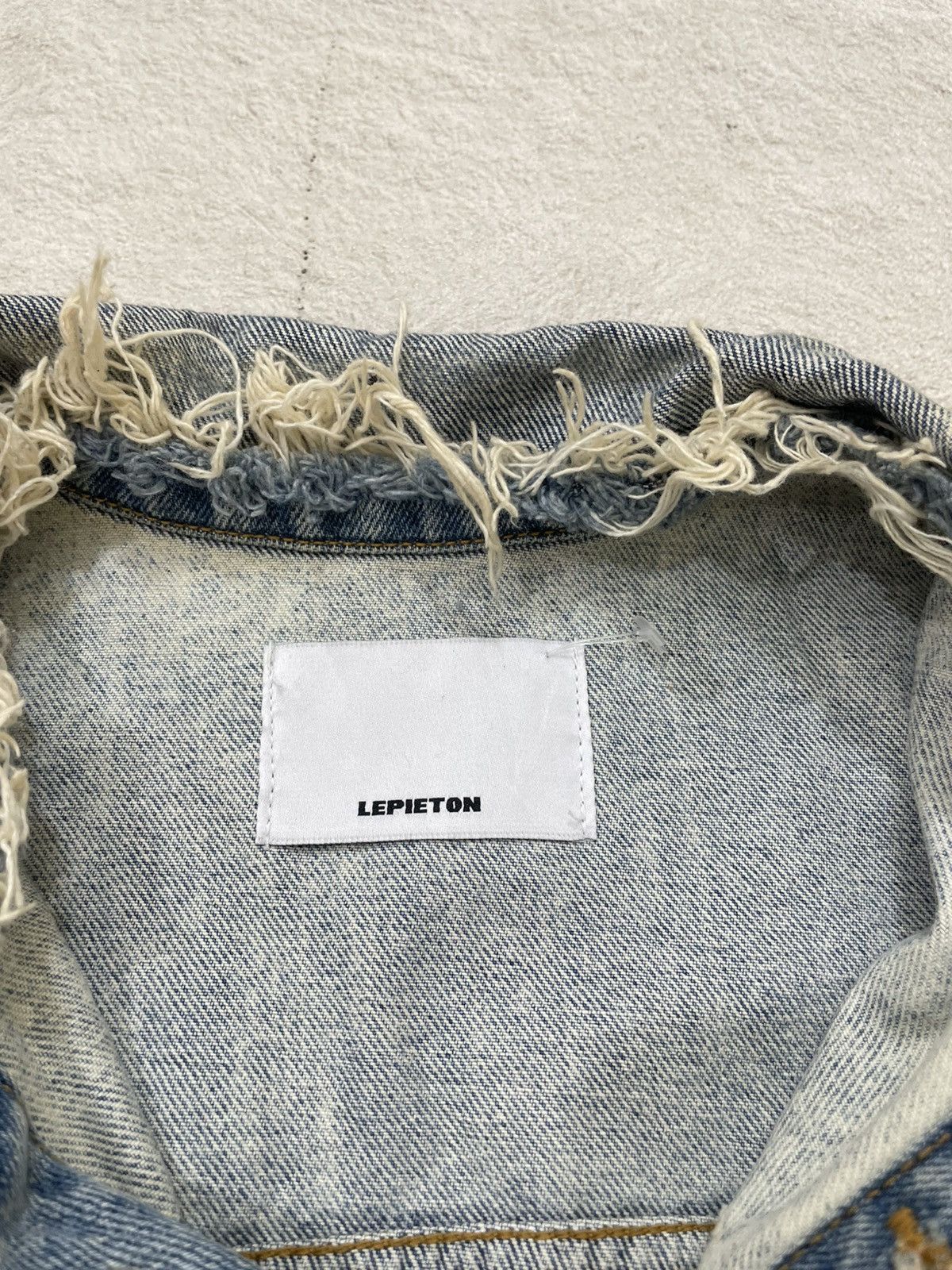 14th Addiction 00s Japan Light Blue Denim Jacket Heavy Distressed Vkei LGB Size US L / EU 52-54 / 3 - 6 Thumbnail