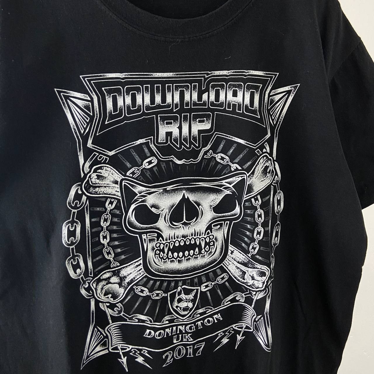Band Tees Vintage Y2K Download Festival Rip Rock T-Shirt Size US L / EU 52-54 / 3 - 3 Thumbnail