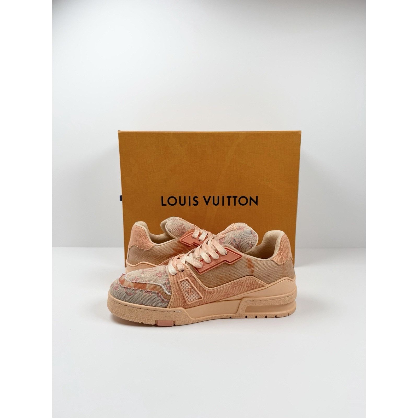 Louis Vuitton Size 6.5LV/7.5US - Louis Vuitton Denim Trainers WORN 1X! Size US 7.5 / EU 40-41 - 7 Thumbnail