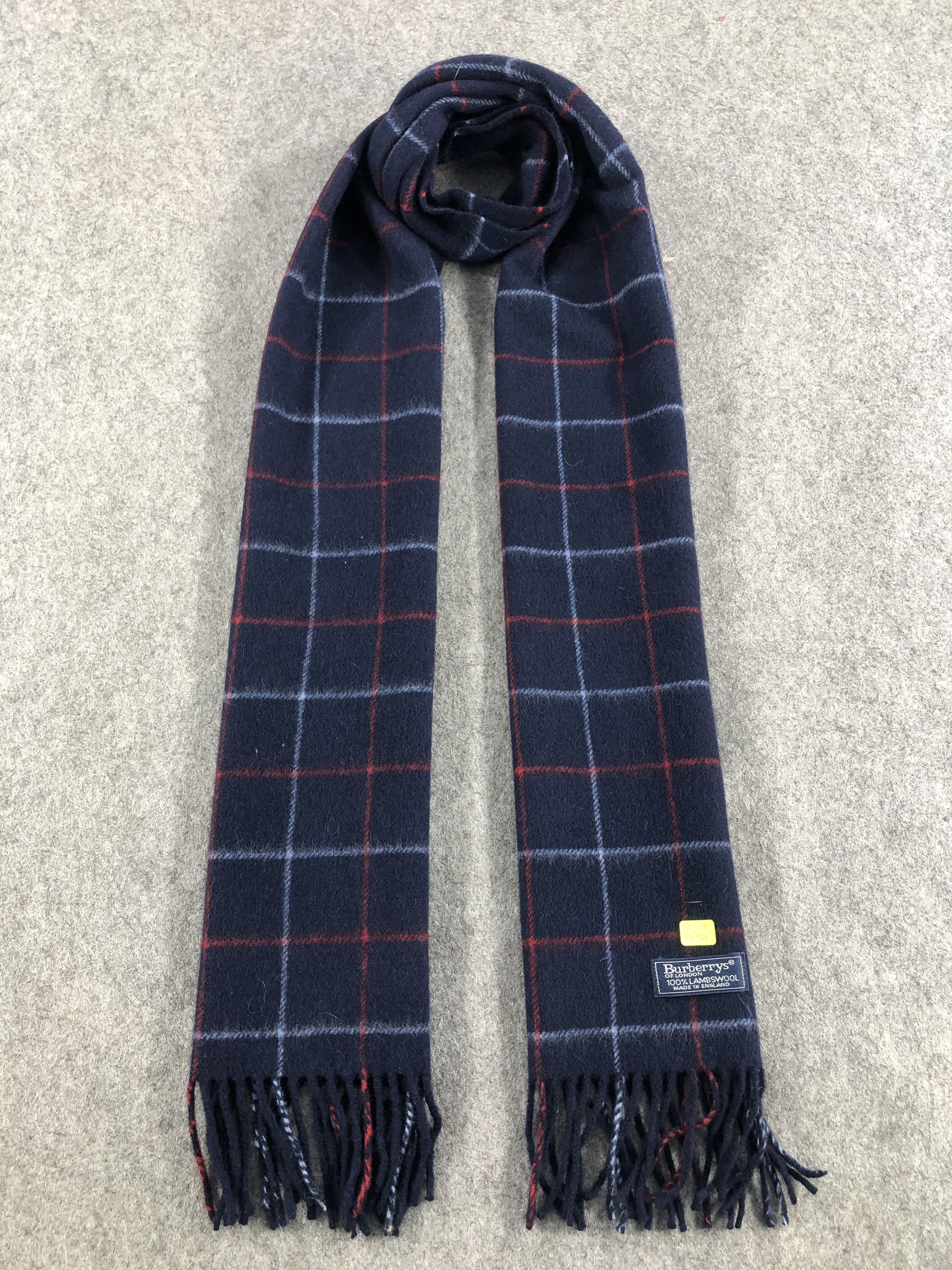 Burberry Burberry Scarf / Muffler / Neckwear Size ONE SIZE - 1 Thumbnail