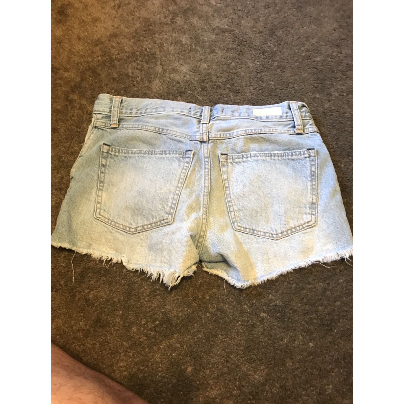 Abercrombie & Fitch Abercrombie & Fitch Jeans Shorts Womens Cut-Off Low Rise 2 26 Blue Cotton Denim Distressed Flat Front Zip Inseam 2" Regular 26" Waist 2" Inseam Size 26" / US 2 / IT 38 - 4 Thumbnail