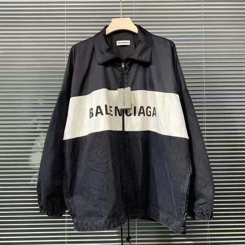 Balenciaga Balenciaga size 36 Jacket Outerwear Nylon Size M / US 6-8 / IT 42-44 - 1 Thumbnail