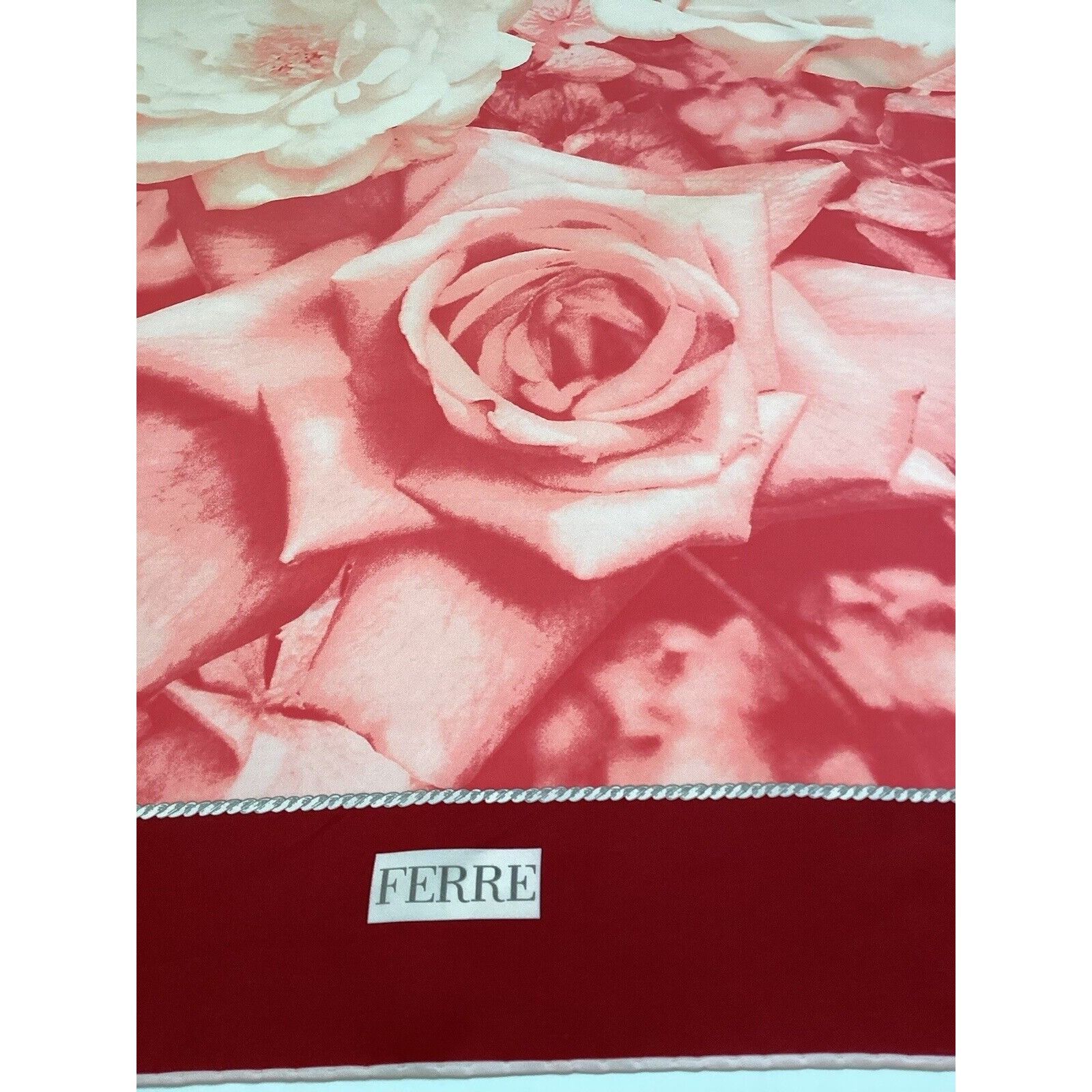 Ferre FERRE Red Floral Silk Scarf Made In Italy 34.5" - 33´´ EX CO Size ONE SIZE - 8 Thumbnail