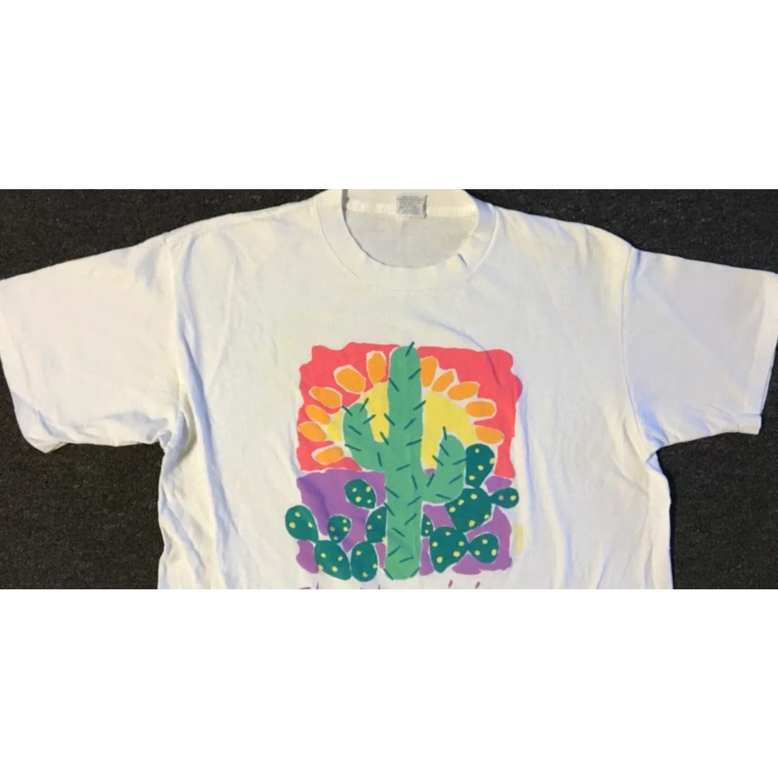Vintage VINTAGE 90s Arizona Cactus Faded Abstract Art Shirt XL White Sun Palm Trees Beach Grunge 80s Mens T-Shirt Size US XL / EU 56 / 4 - 6 Thumbnail