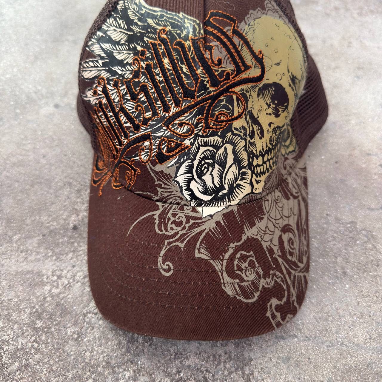 If Six Was Nine × Quiksilver Quiksilver Vintage Y2K Skull & Roses Mesh Trucker Cap Size ONE SIZE - 4 Thumbnail