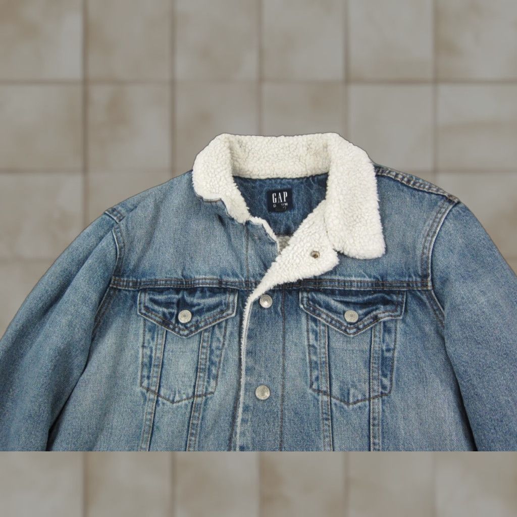 Gap VINTAGE Gap Denim Jacket Mens M Blue Denim Sherpa Lined Jean Trucker Coat Casual Bomber Style 80s 90s Workwear Mens Size US 31 - 1 Thumbnail