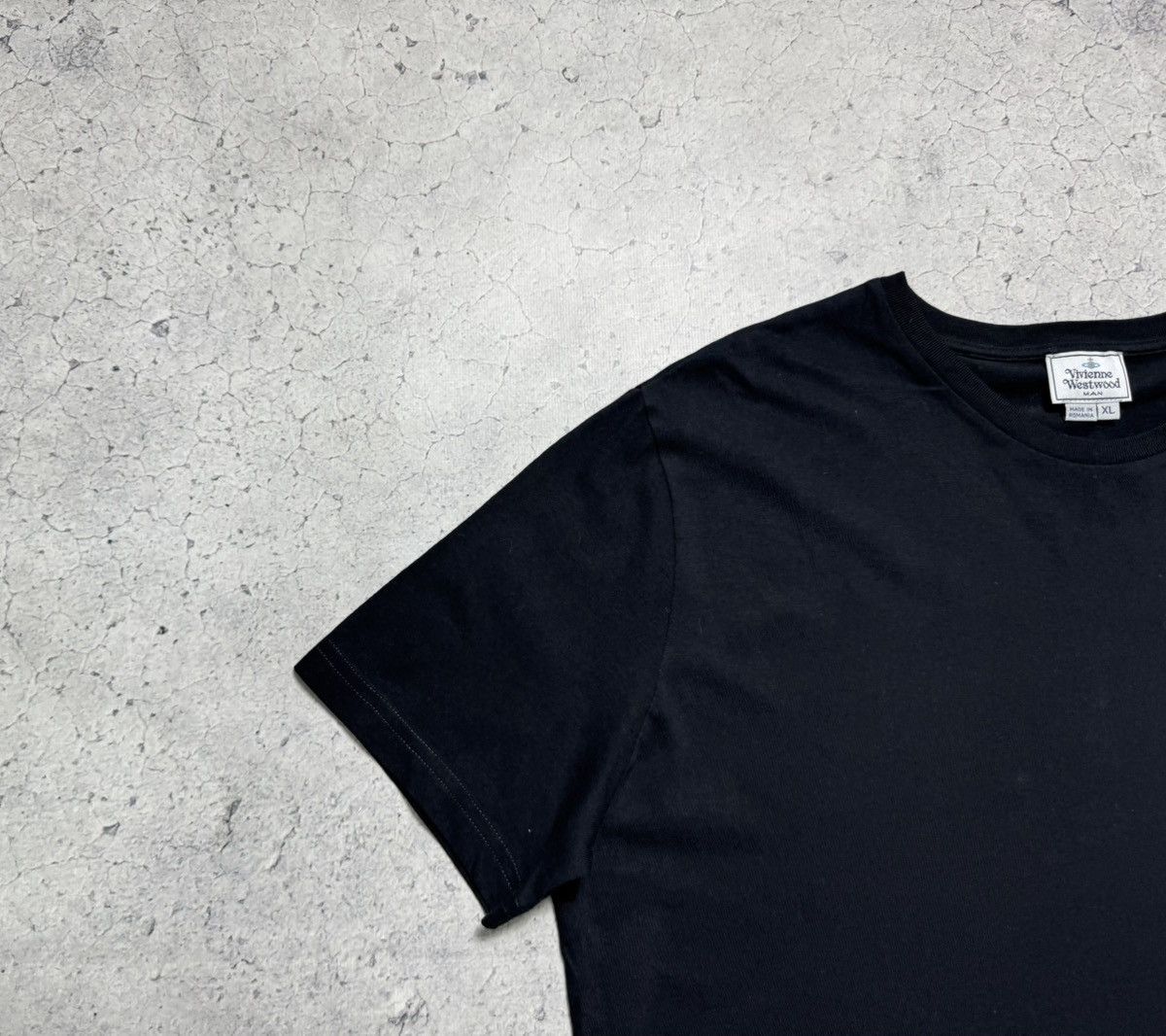 Vivienne Westwood Vivienne Westwood Luxury Black T-Shirt Size US L / EU 52-54 / 3 - 4 Thumbnail