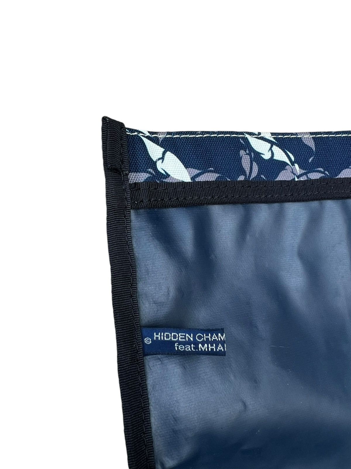 Medicom Toy Hidden Champion Feat MAHK X Fabrick Tote Bag Large Size ONE SIZE - 23 Thumbnail