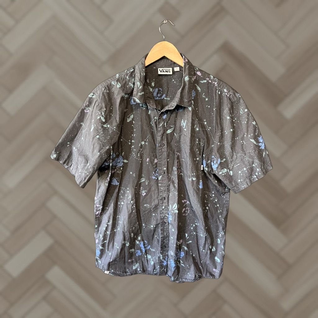 Vans VANS Shirt Floral Pattern Short Sleeve Button-Up Mens Gray XL) Size US XL / EU 56 / 4 - 1 Thumbnail