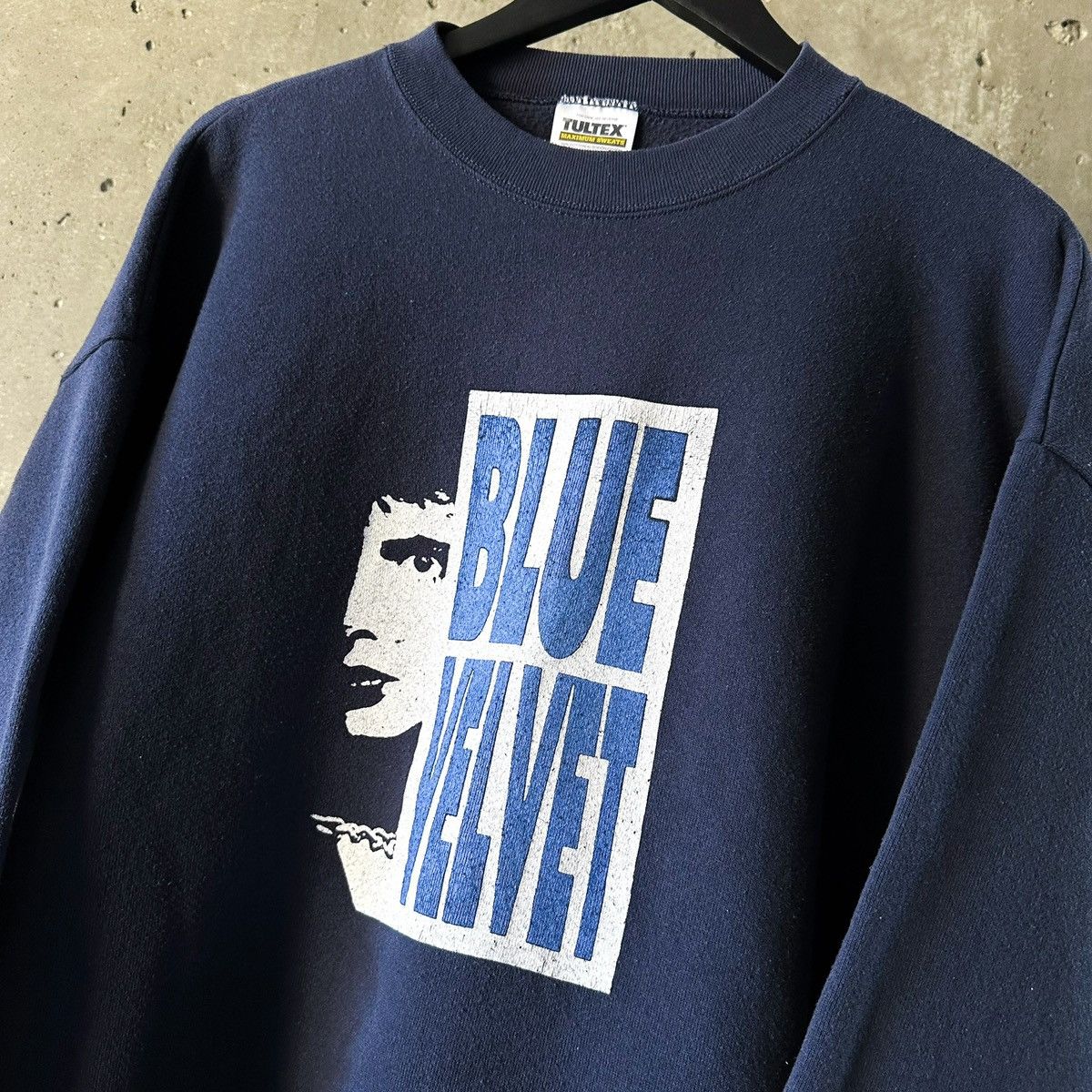 Vintage 90’s BLUE VELVET DAVID LYNCH Euro Poster Crewneck Sweatshirt Size US XL / EU 56 / 4 - 4 Thumbnail