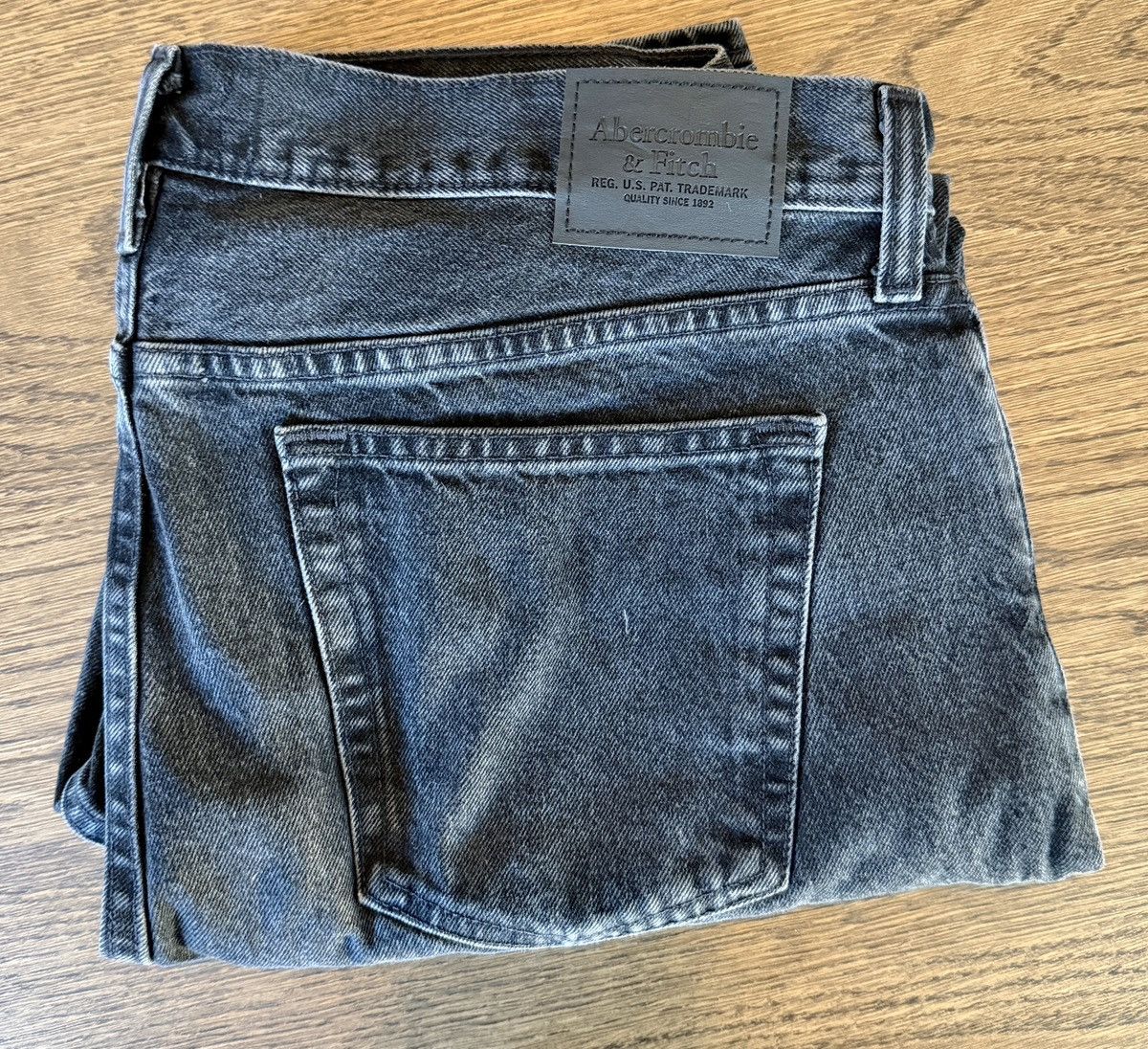 Abercrombie & Fitch Abercrombie and Fitch: Rigid Denim Loose. Size US 34 / EU 50 - 1 Thumbnail