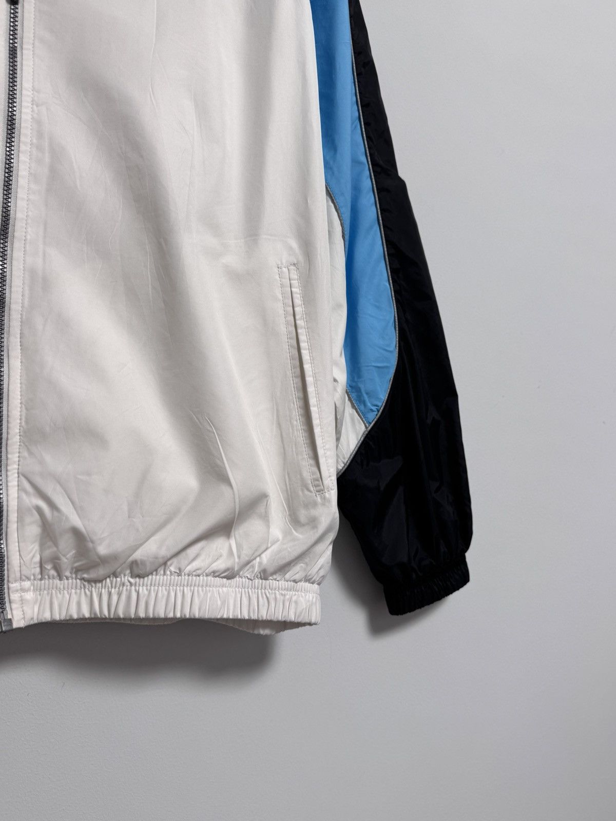 Nike × Vintage Nike Vintage Nylon Jacket Y2K style Hype Size US S / EU 44-46 / 1 - 5 Thumbnail