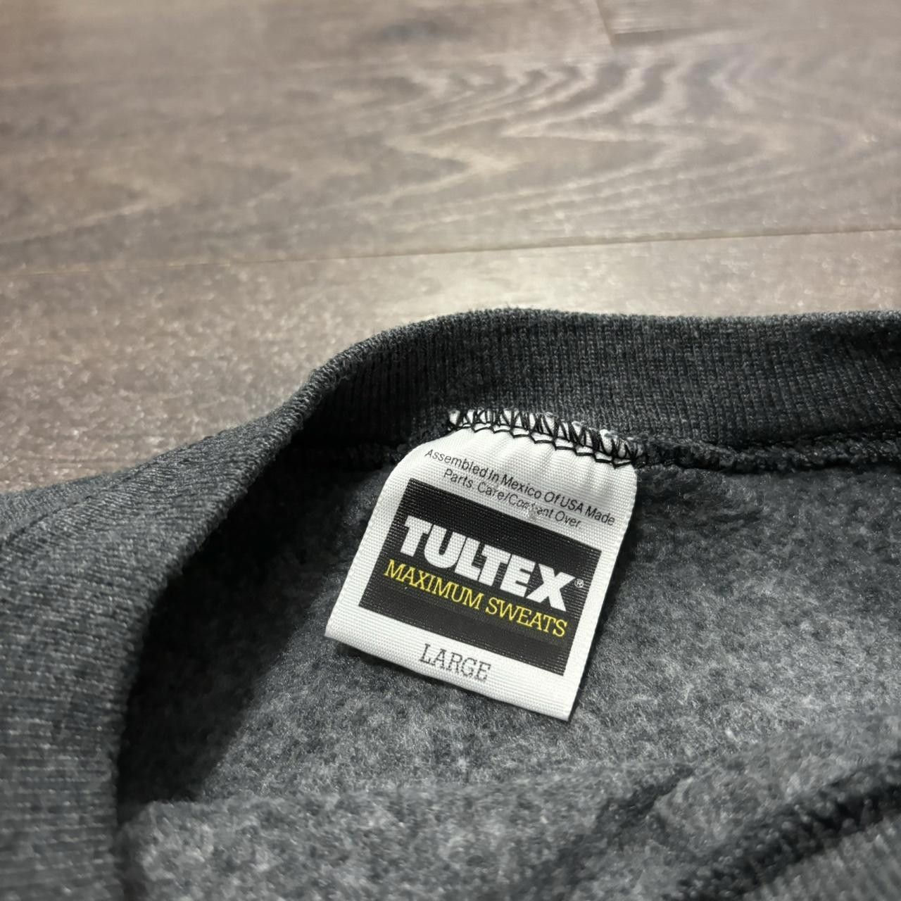 Tultex Vintage Busch Gardens Extinction Is Forever Crewneck 90s Size US L / EU 52-54 / 3 - 5 Thumbnail