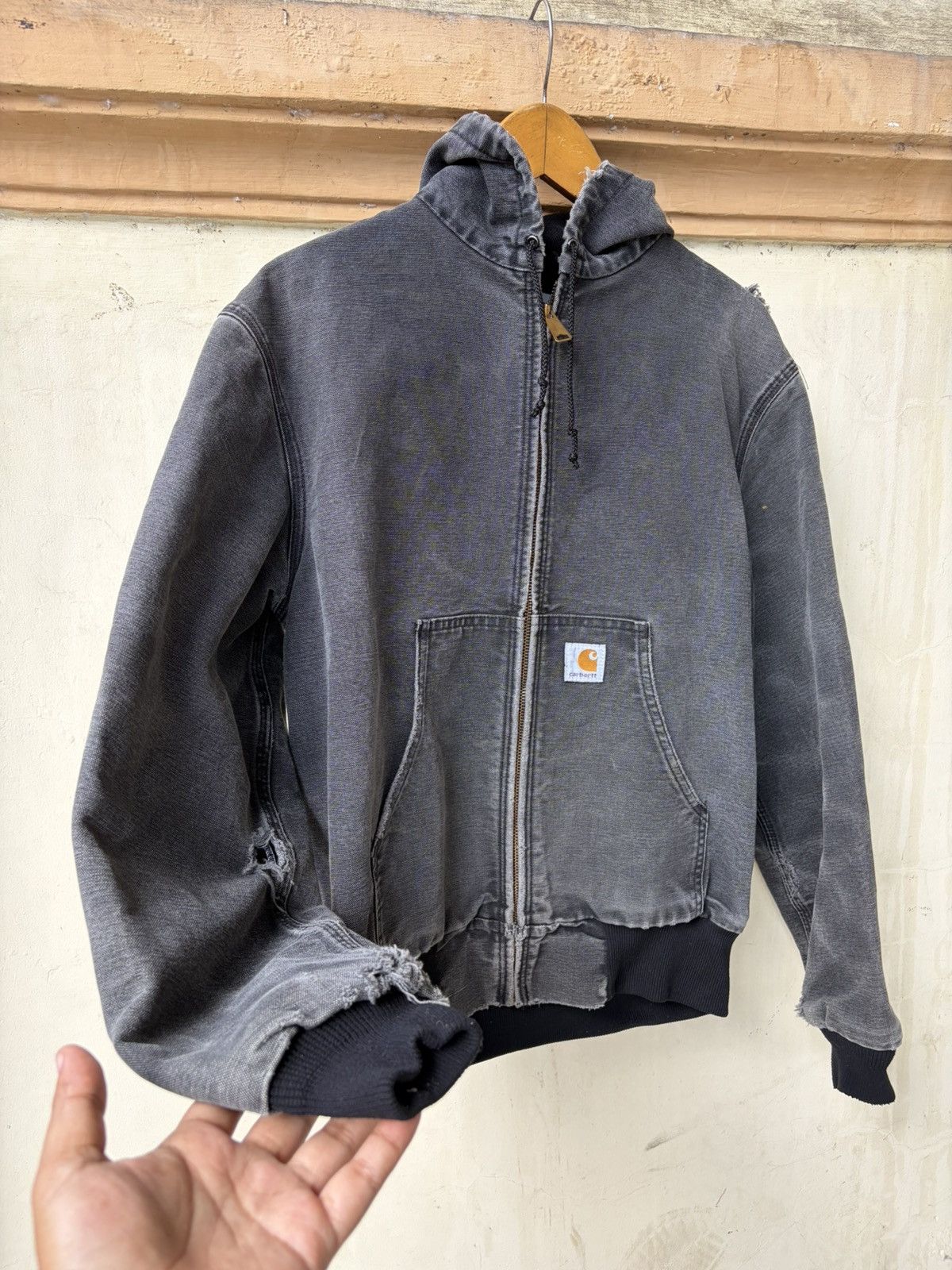 Carhartt VINTAGE CARHARTT FADED BLACK ACTIVE JR105 90’s JACKET Size US M / EU 48-50 / 2 - 1 Thumbnail
