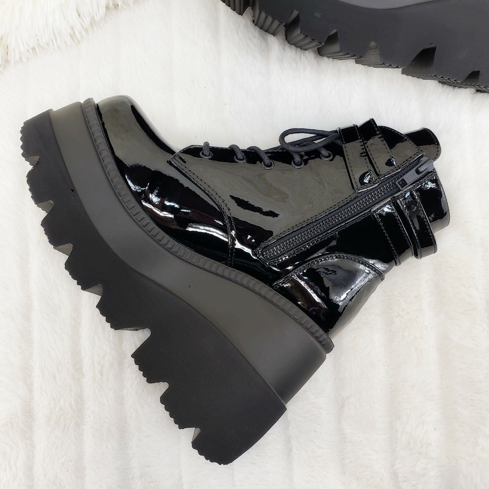 Demonia Cult DEMONIA Shaker 52 Black Patent Platform 4.5" Wedge Heel Ankl Size US 10 / IT 40 - 2 Thumbnail