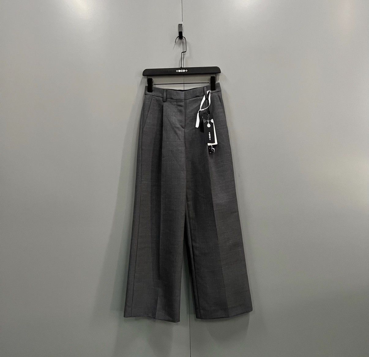 Burberry Burberry Charcoal Grey Casual Pants J41 Size 24" / US 00 / IT 34 - 1 Thumbnail
