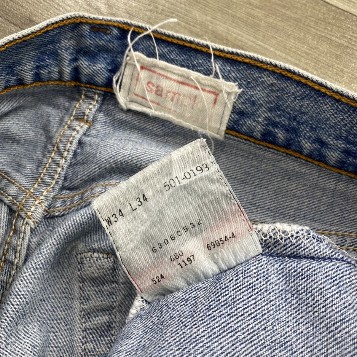 Levi's Vintage Clothing 1990s Vintage Levis 501 USA Sample Distressed Faded Jeans Size US 33 - 12 Thumbnail
