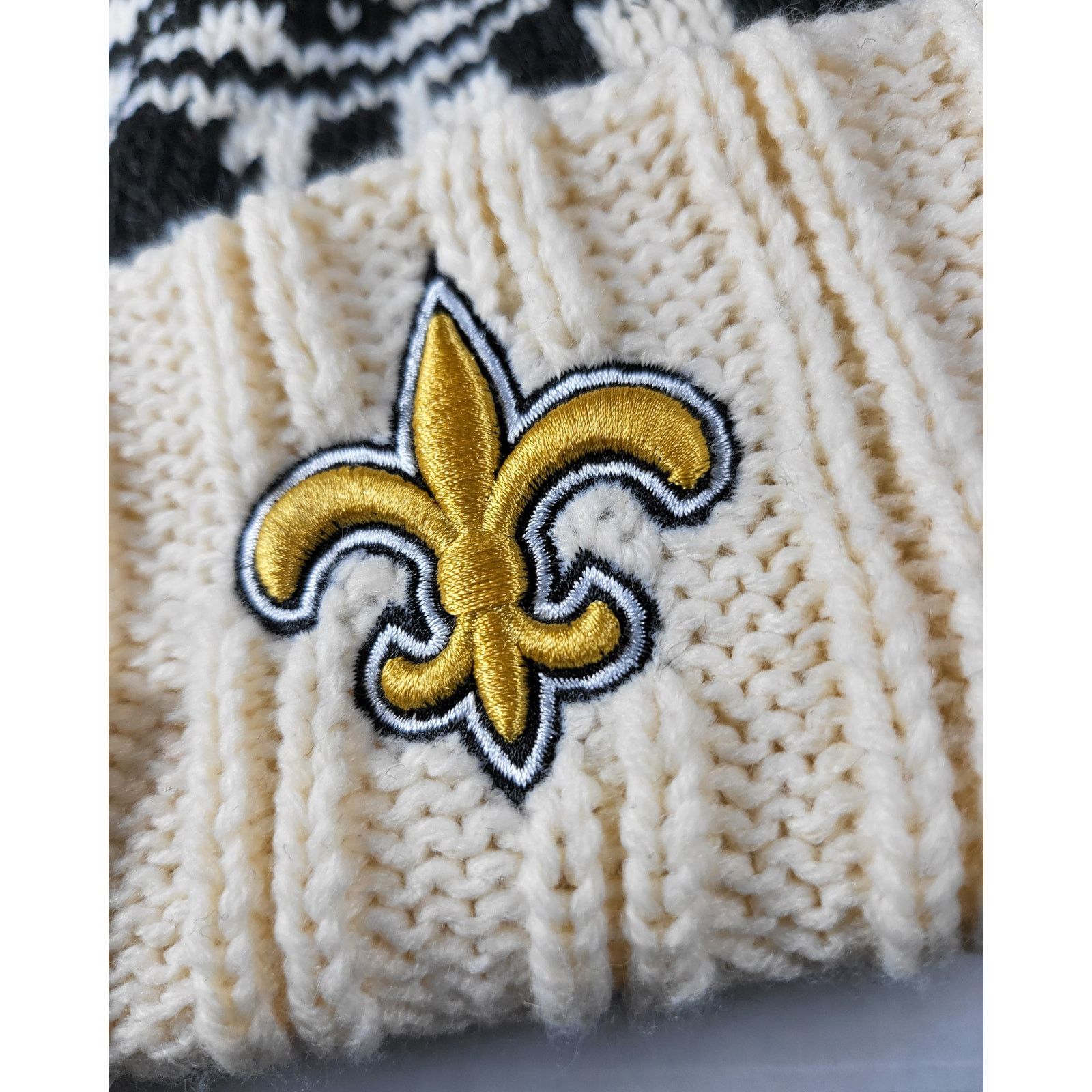 Other NWT New Orleans Saints Chunky Knit Pom Beanie Fleece Lined Size ONE SIZE - 4 Thumbnail