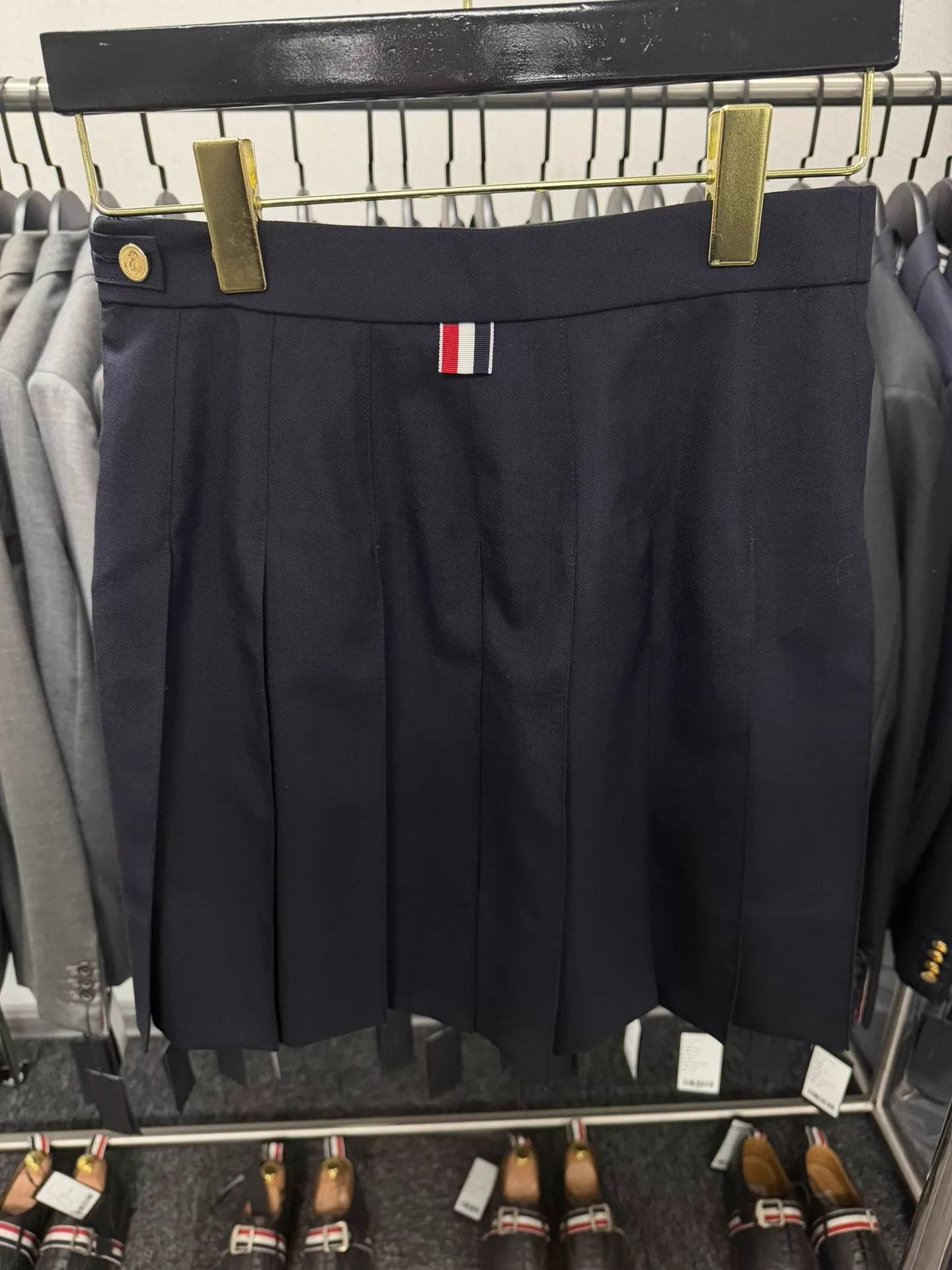 Thom Browne Thom Browne Navy Gold Buckle Pleated Short Skirt 38 Size 26" / US 2 / IT 38 - 2 Thumbnail