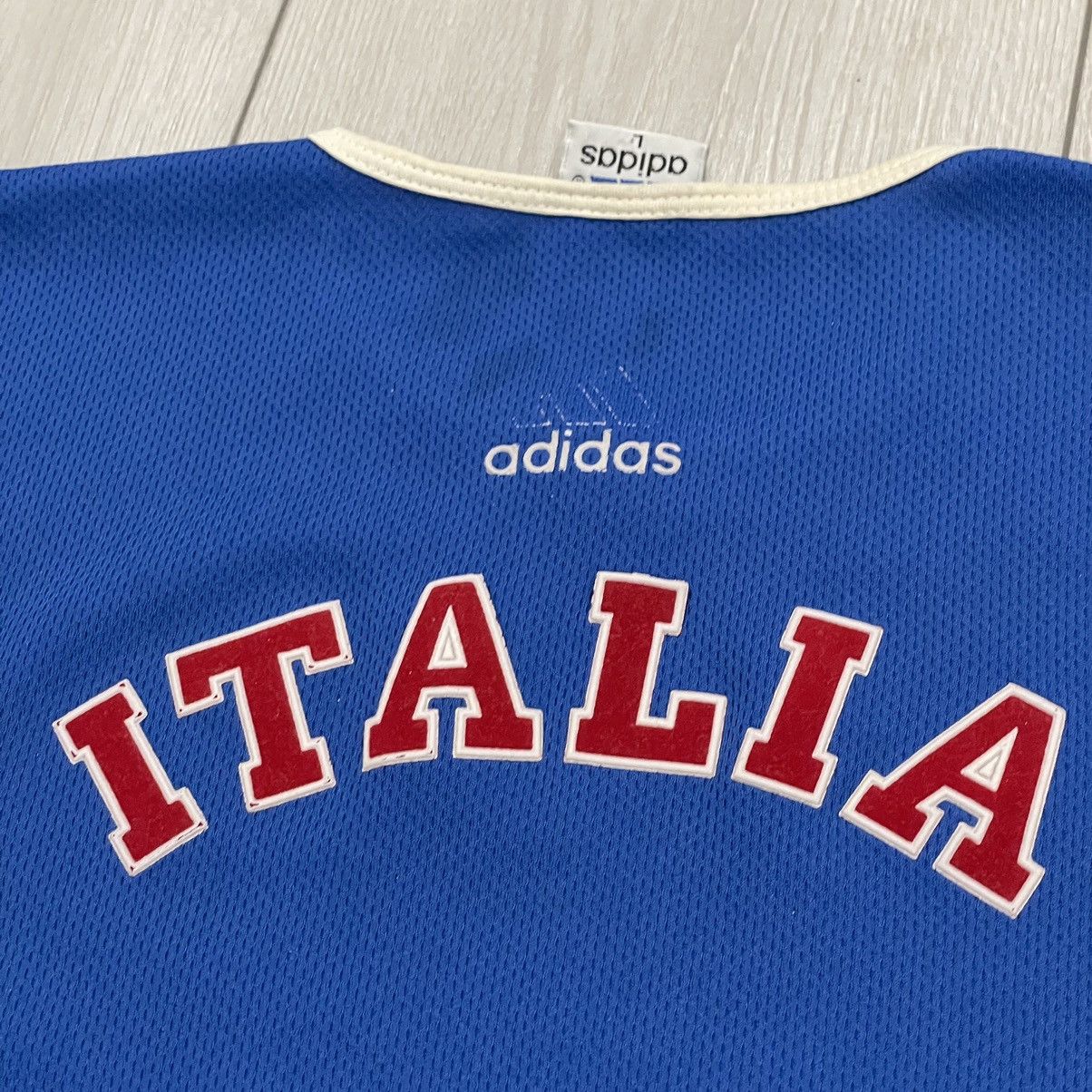 Vintage RARE Italia Vintage Y2K Soccer Football T-shirt World Cup Size US L / EU 52-54 / 3 - 6 Thumbnail