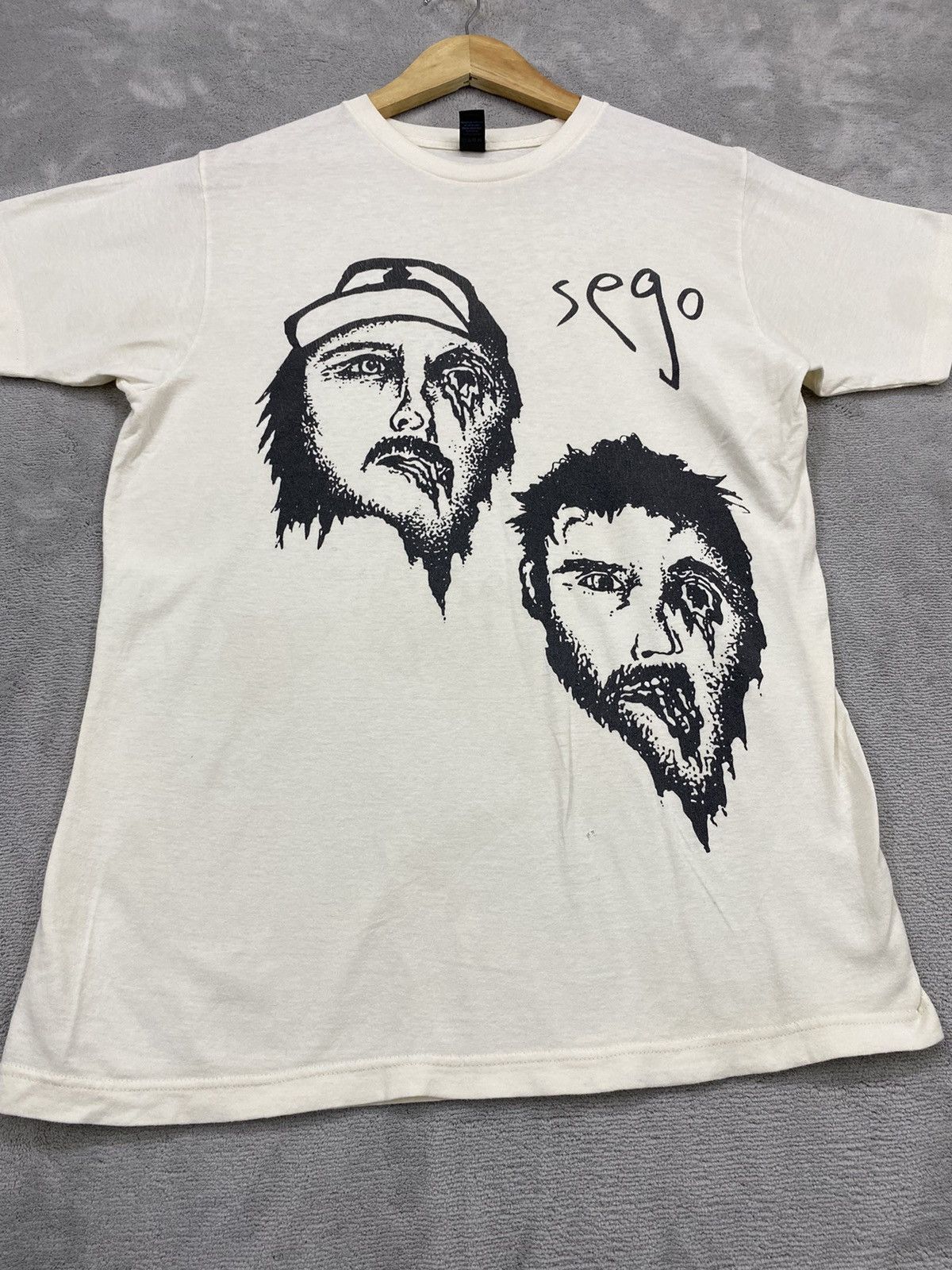 Band Tees VINTAGE SEGO HIP HOP BAND Size US M / EU 48-50 / 2 - 4 Thumbnail